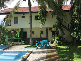 FloWer Beach Resort