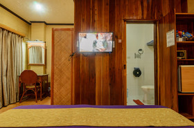 Hayahay Beach Resort