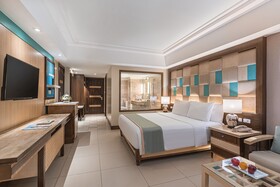 Henann Resort Alona Beach