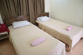 Newport Oak Pension Inn