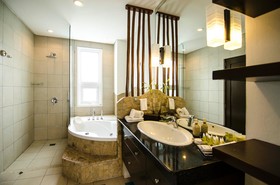 7 Stones Boracay Suites