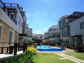 7 Stones Boracay Suites