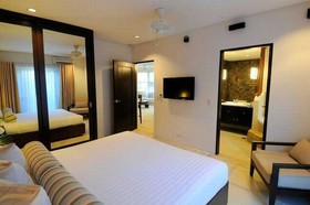 7 Stones Boracay Suites