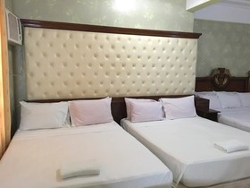 Amigos Beach Resort