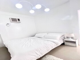 Blanche Hotel by OYO