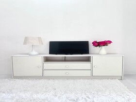 Blanche Hotel by OYO