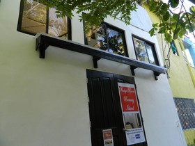 Budget Room Boracay Island Hostel