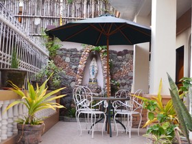 Casa D' Estrella Apartelle