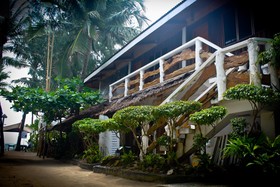 Cocoloco Boracay Beach Resort