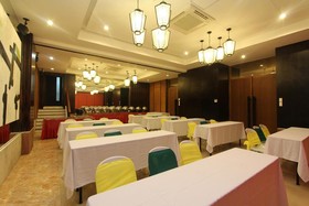 Crown Regency Beach Resort