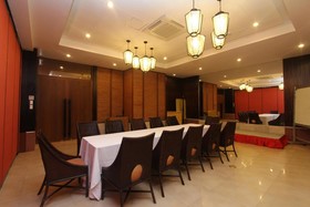 Crown Regency Beach Resort