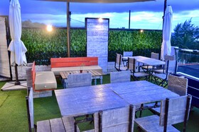 G Executive Hotel Boracay by OYO Rooms