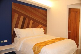 G Executive Hotel Boracay by OYO Rooms