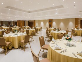 Henann Palm Beach Resort