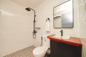 Hotel Gray