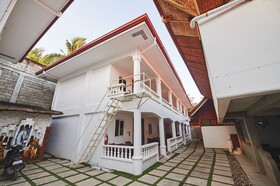 Hotel Gray