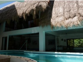 JayJays Club Boracay