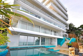 Karuna & Villas