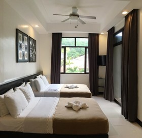One Crescent Place