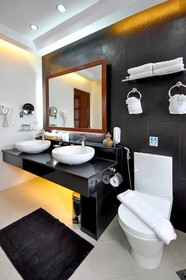 Red Coconut Beach Hotel
