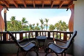 Red Coconut Beach Hotel