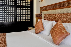 Red Coconut Beach Hotel