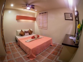 Reef Retreat Resort