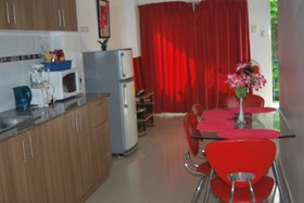 Roxon Apartments