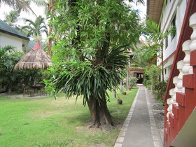Tonglen Beach Resort