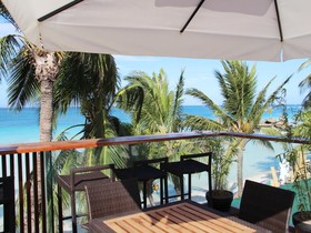 Watercolors Boracay Dive Resort