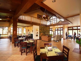 Pine Grove Mountain Lodge
