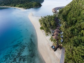 Huma Island Resort & Spa