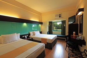 Microtel by Wyndham Cabanatuan