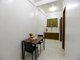 Jade Apartelle by OYO Rooms