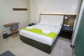 Benrose Hotel