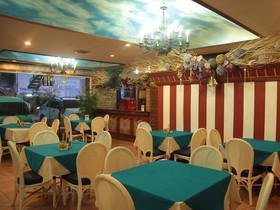 Discovery Hotel and Restaurant