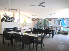 Kingston Lodge Hotel