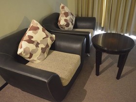 Mallberry Suites Business Hotel