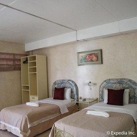City of Springs Hotel