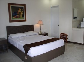 Riverview Resort And Conference Center