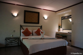 Splash Mountain Resort Hotel