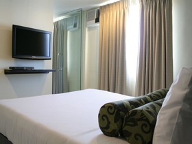 The Green Glass Boutique Hotel