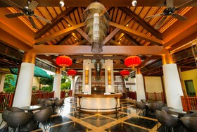 H Resorts - The Coral Cliff