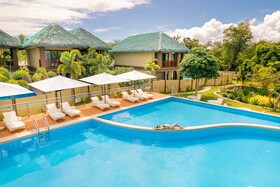 H Resorts - The Coral Cliff