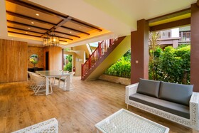 H Resorts - The Coral Cliff