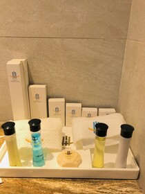H Resorts - The Coral Cliff