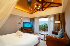 H Resorts - The Coral Cliff