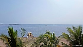 White Castle Resort & Hotel