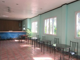 Caves Dive Resort