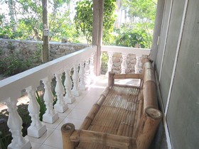 Caves Dive Resort